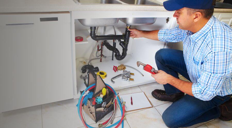 Local expert plumbing services in Maple Hill, KS